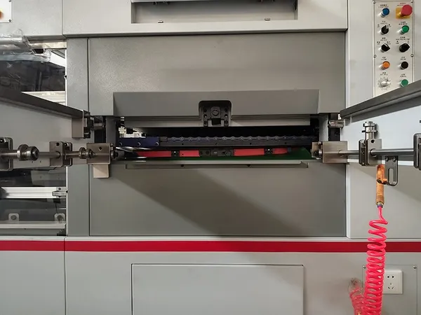 Automatic Flatbed Die Cutting & Creasing Machine with Stripping (up to 450t)